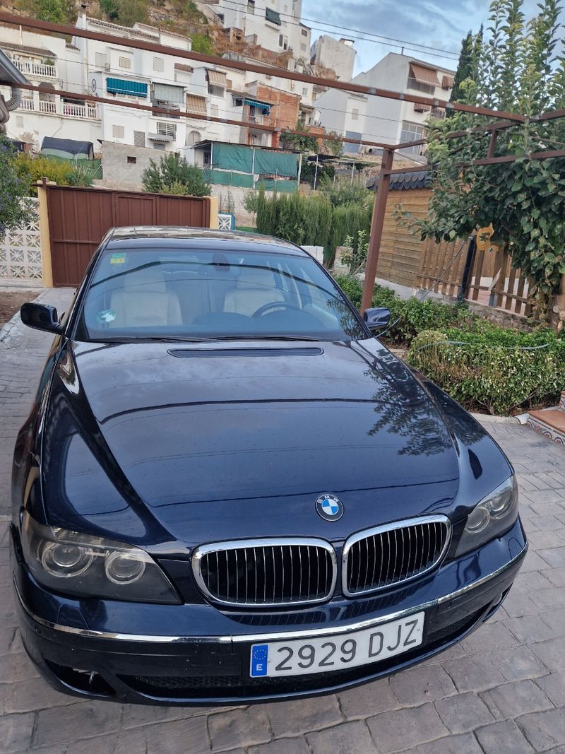 BMW Serie 7 2005 - foto 1