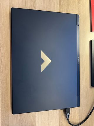 HP Victus 16 Gaming (R7-7840HS, RTX4060)