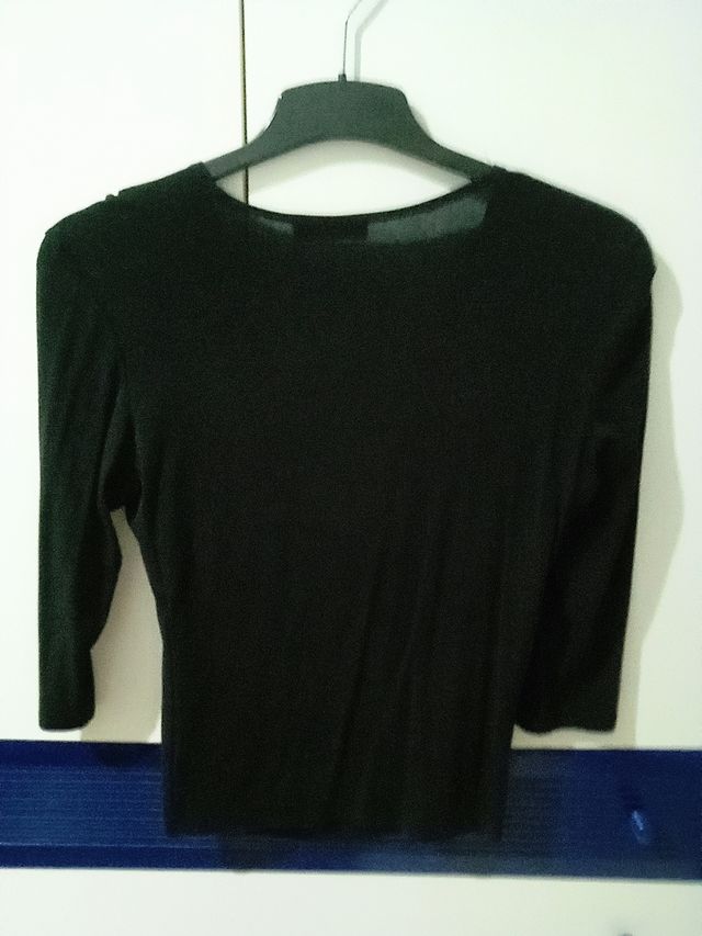 Camiseta negra c/manga 3/4