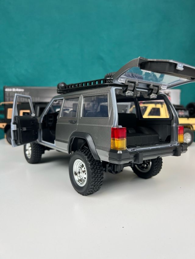 Jeep Grand Cherokee RC Crawler