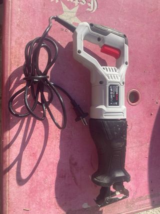 Sierra sable POWERPLUS POWX2080