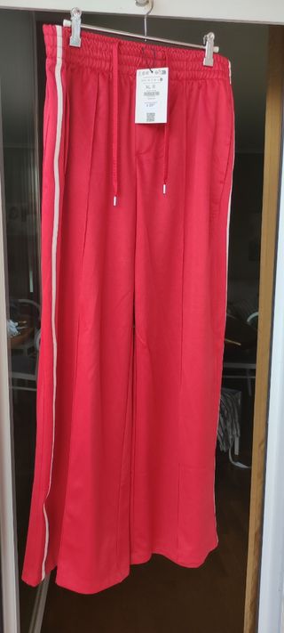 Pantalones Bershka deportivos rojos XL