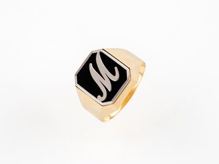sello oro 9k con piedra con onix