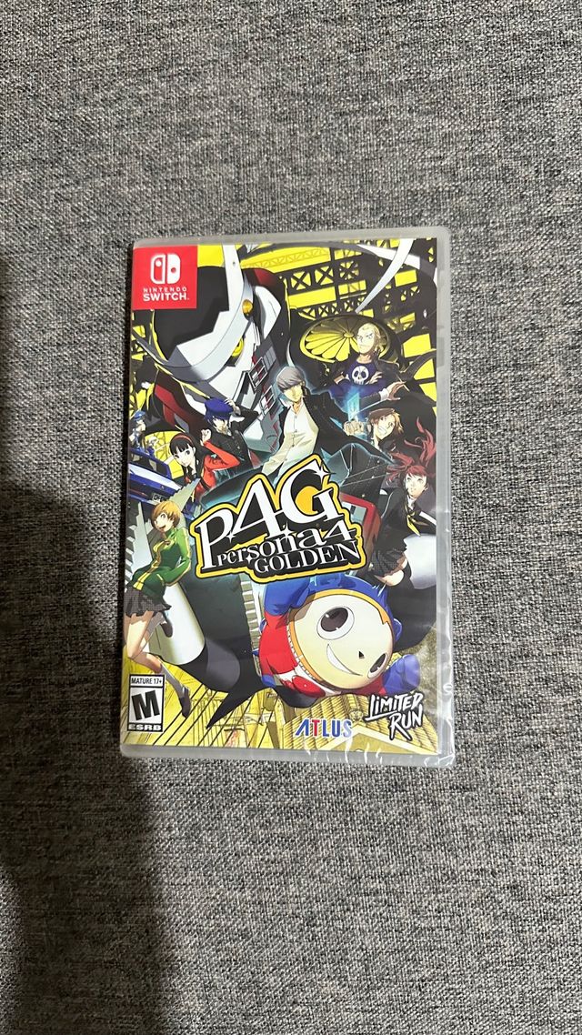 Persona 4 Golden precintado - Nintendo Switch