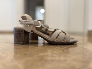 Sandalias Geox beige 41