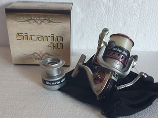 Carreto pesca Colmic Sicario 40 com duas bobines