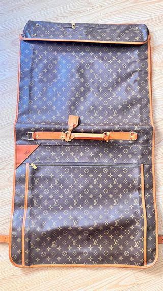 Porta trajes Louis Vuitton vintage