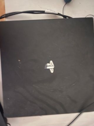 Ps4 PRO 1 mando 