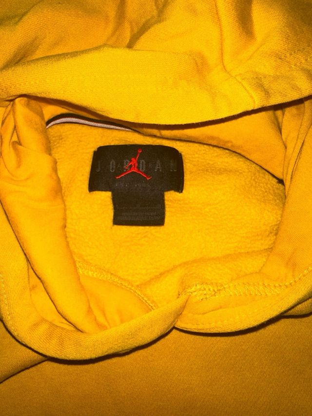 Sudadera Jordan amarilla