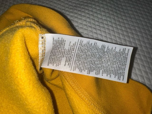 Sudadera Jordan amarilla