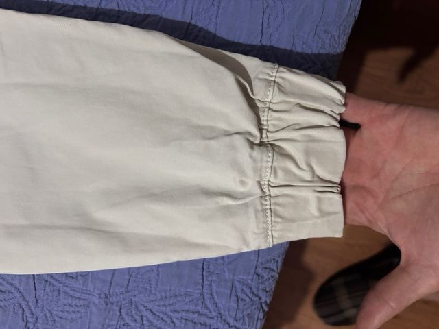 Pantalones cargo Bershka beige SIN ESTRENAR