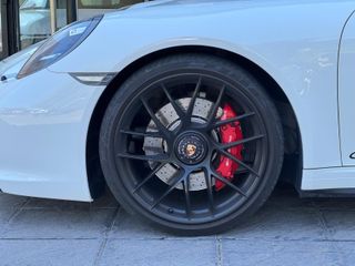 PORSCHE 911 Carrera GTS Cabriolet