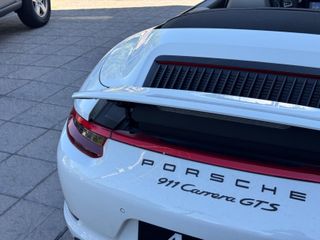 PORSCHE 911 Carrera GTS Cabriolet