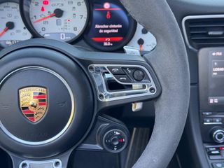PORSCHE 911 Carrera GTS Cabriolet