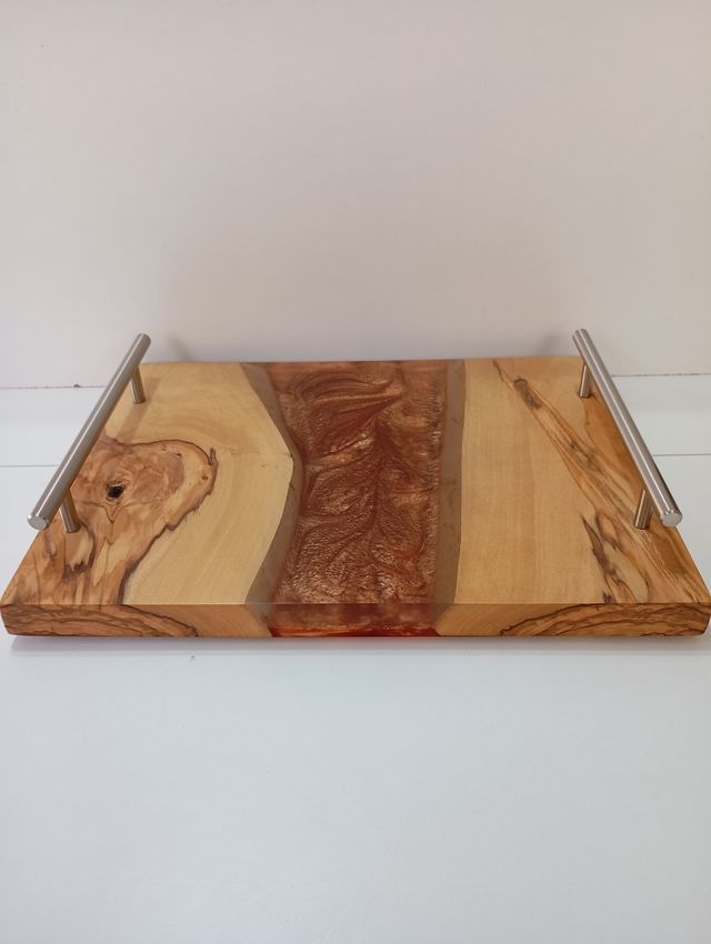 Vassoio resina-legno ulivo: elegante
