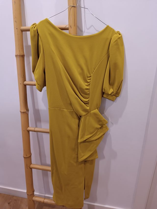 Vestido corto mostaza Sazalaxa talla S