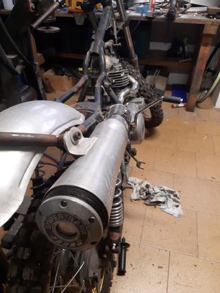 Escape Yamaha SR - Silencioso