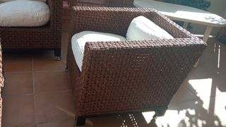 Sofá jardín 3 plazas+ 2 sillones individuales+mesa