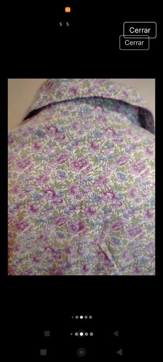 Blusa floral delicada y romántica