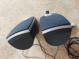Altavoces Trust 2.0