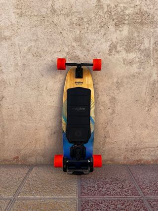 Evolve Onirique x Loaded: Skate Eléctrico