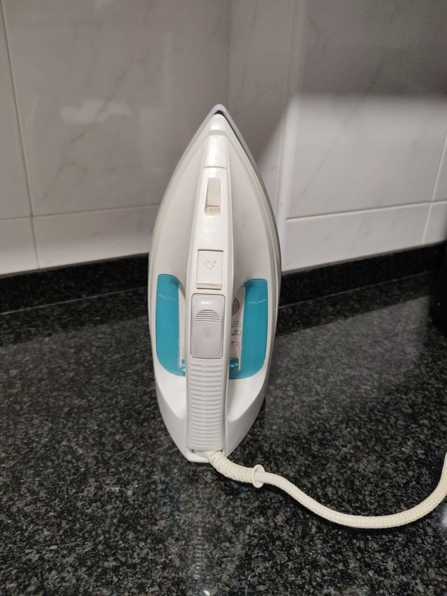 Plancha Tefal Ultragliss 30