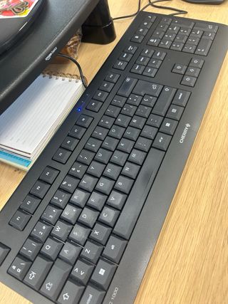 Teclado CHERRY - Español