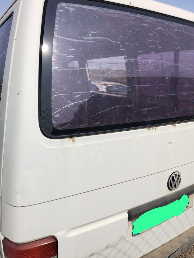 Portón trasero VW T4