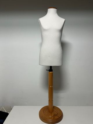 Maniquí niño profesional