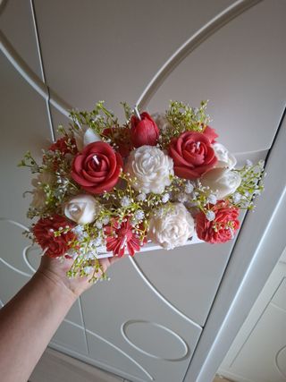 Centrotavola fiori cera rossi&bianchi