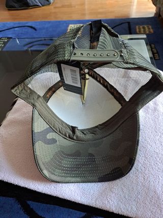 Gorra INSANE camuflaje verde