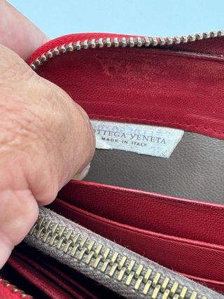 Cartera Bottega Veneta - Negra y Roja