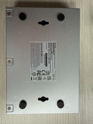 Switch Zyxel MG-105 con 5 puertos de 2.5Gbps
