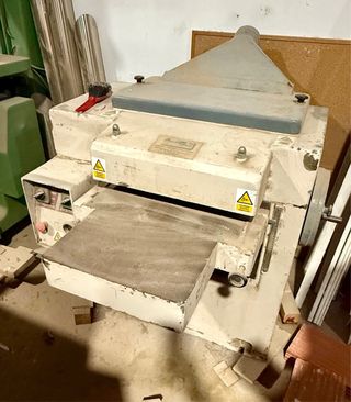 MAQUINARIA DE CARPINTERIA DE MADERA