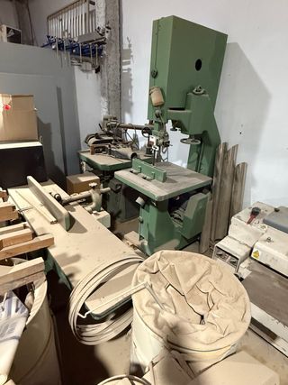 MAQUINARIA DE CARPINTERIA DE MADERA