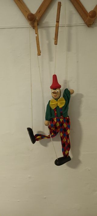 Burattino legno vintage rappresentante Pinocchio
