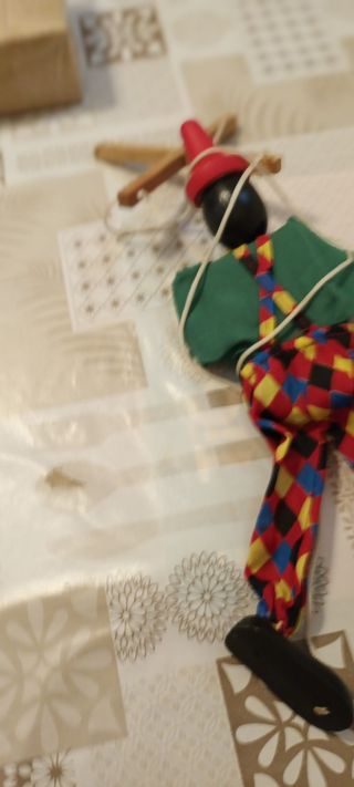 Burattino legno vintage rappresentante Pinocchio