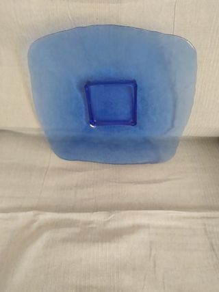Bandeja azul de cristal