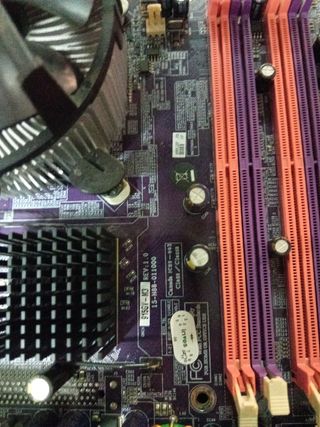 2 Placas Base PC MS-7037