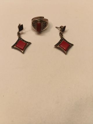 Anillo ajustable y pendientes coral rojo vintage 