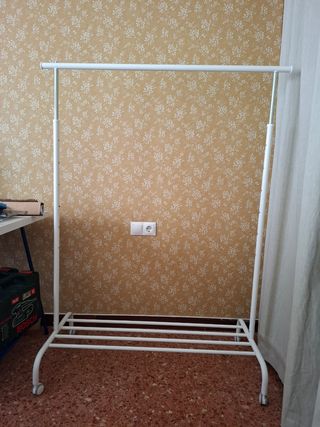 Perchero Ikea Rigga blanco