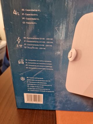 Mini nevera Cecotec 4L - Enfriador portátil.