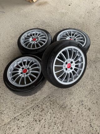 Llantas 16" 4x100 con neumáticos