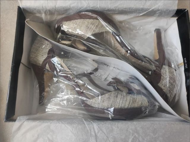 Zapatos beige y marrón 38 sin estrenar