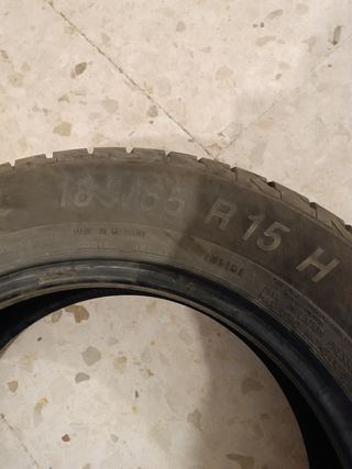 Neumáticos - rueda 185/65 R15 usados