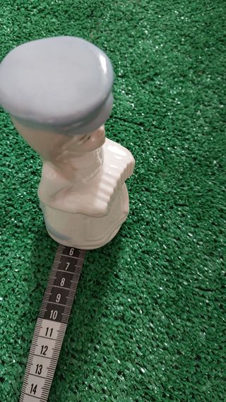 Figura porcelana niña acordeón