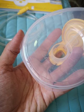 2024 Sacaleches Medela Solo Hands-Free