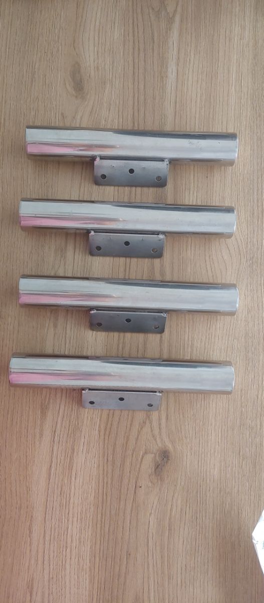 4 Patas metálicas para mueble de INOX