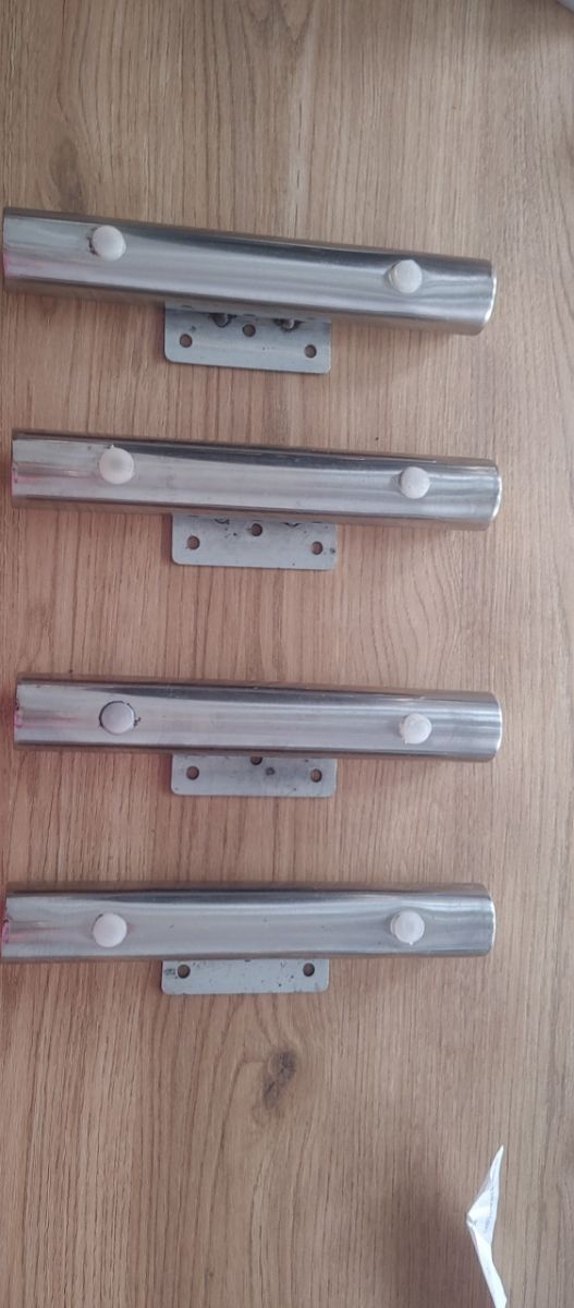 4 Patas metálicas para mueble de INOX