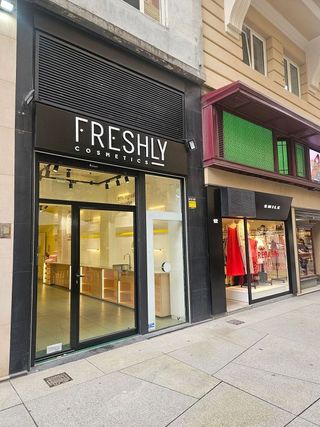 Local comercial en alquiler en Centro - Ayuntamiento en Santander